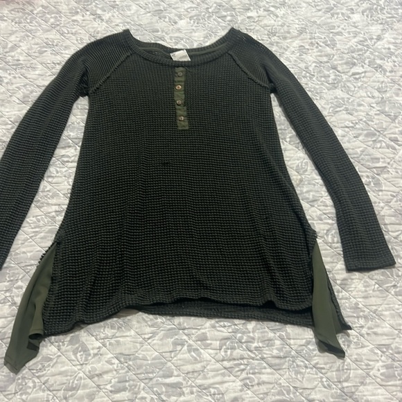 Blue pepper women’s shirt size small - Picture 1 of 3